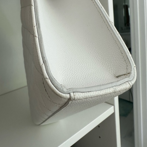 SOLD! Authentic YSL medium envelope bag - Picture 12 of 17